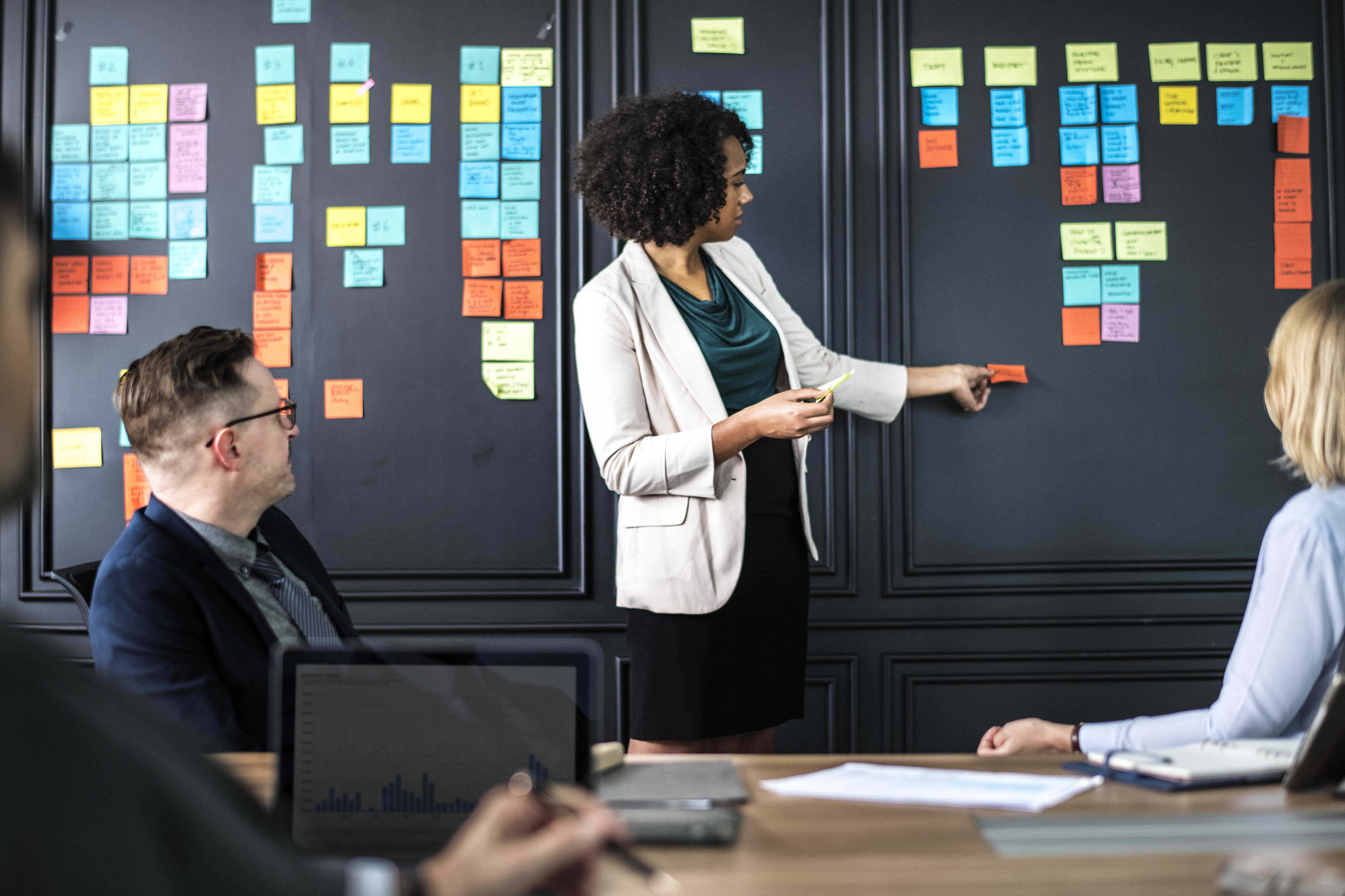 Adaptive hiring and talent acquisition strategy illustration